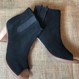 TOMS Majorca Peep Toe Bootie Black 9.5 NWT